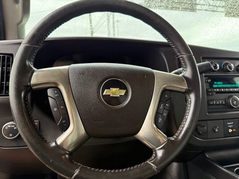 Used 2019 Chevrolet Express 3500 w/ Power Convenience Package RWD image 25