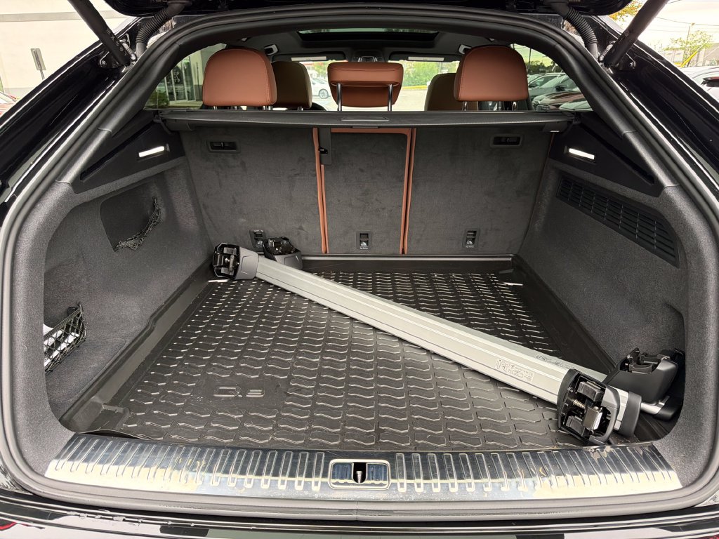 Used 2023 Audi Q8 Premium Plus AWD/4WD image 28