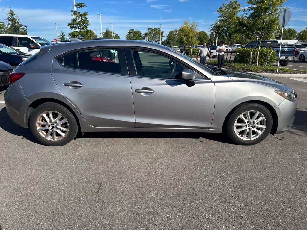 Used 2014 MAZDA MAZDA3 i Touring w/ Technology Package FWD image 6