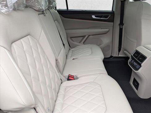 New 2026 Volkswagen Atlas SEL Premium R-Line image 30