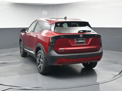 New 2026 Nissan Kicks SV image 3