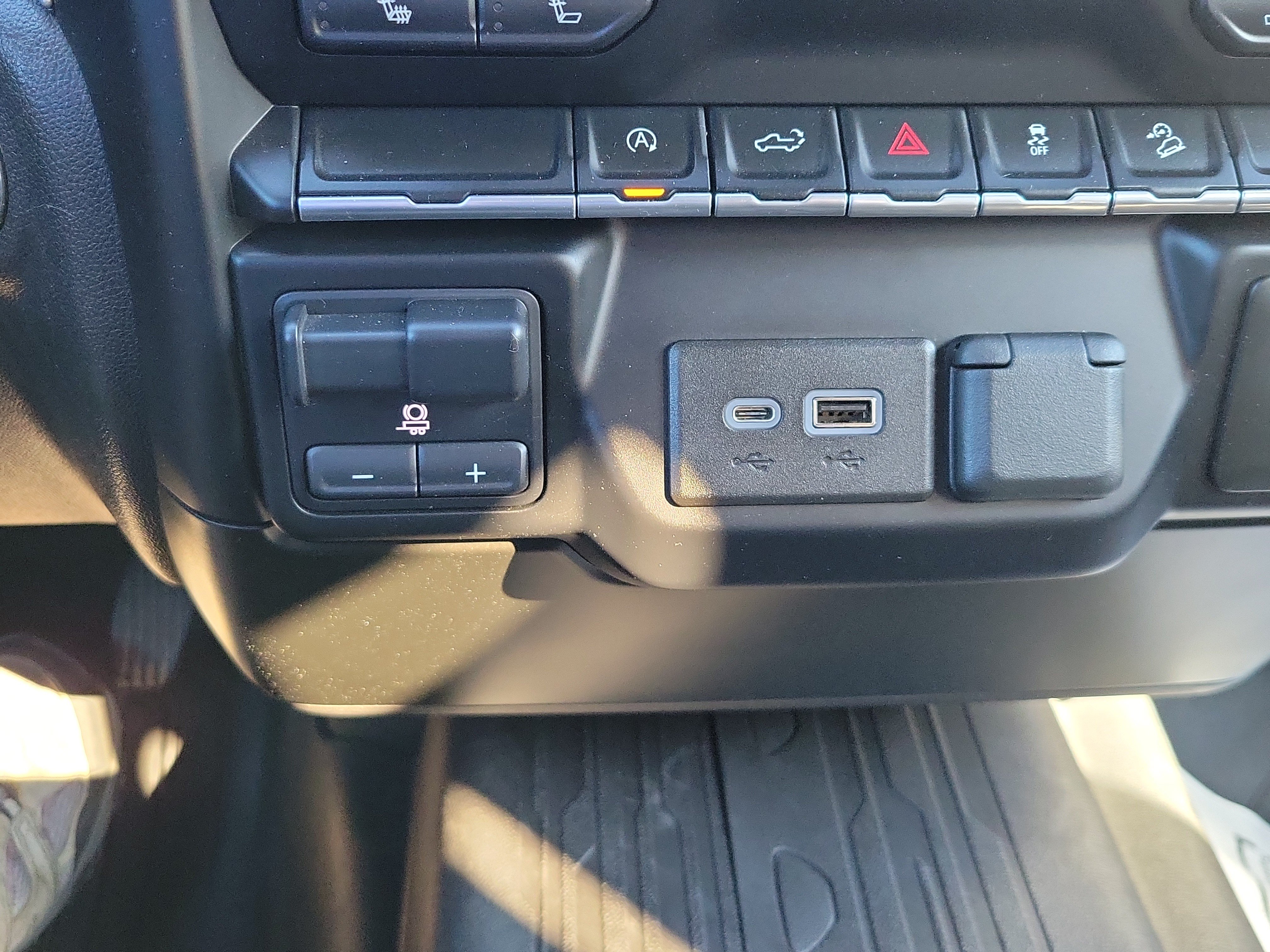 Used 2021 GMC Sierra 1500 Elevation w/ X31 Off-Road Package AWD/4WD image 31