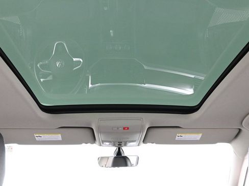 Certified 2023 Volkswagen Atlas SE w/ Panoramic Sunroof Package image 4