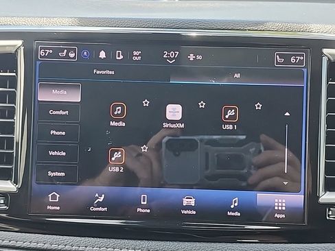Used 2023 Chrysler Pacifica Touring-L FWD image 42