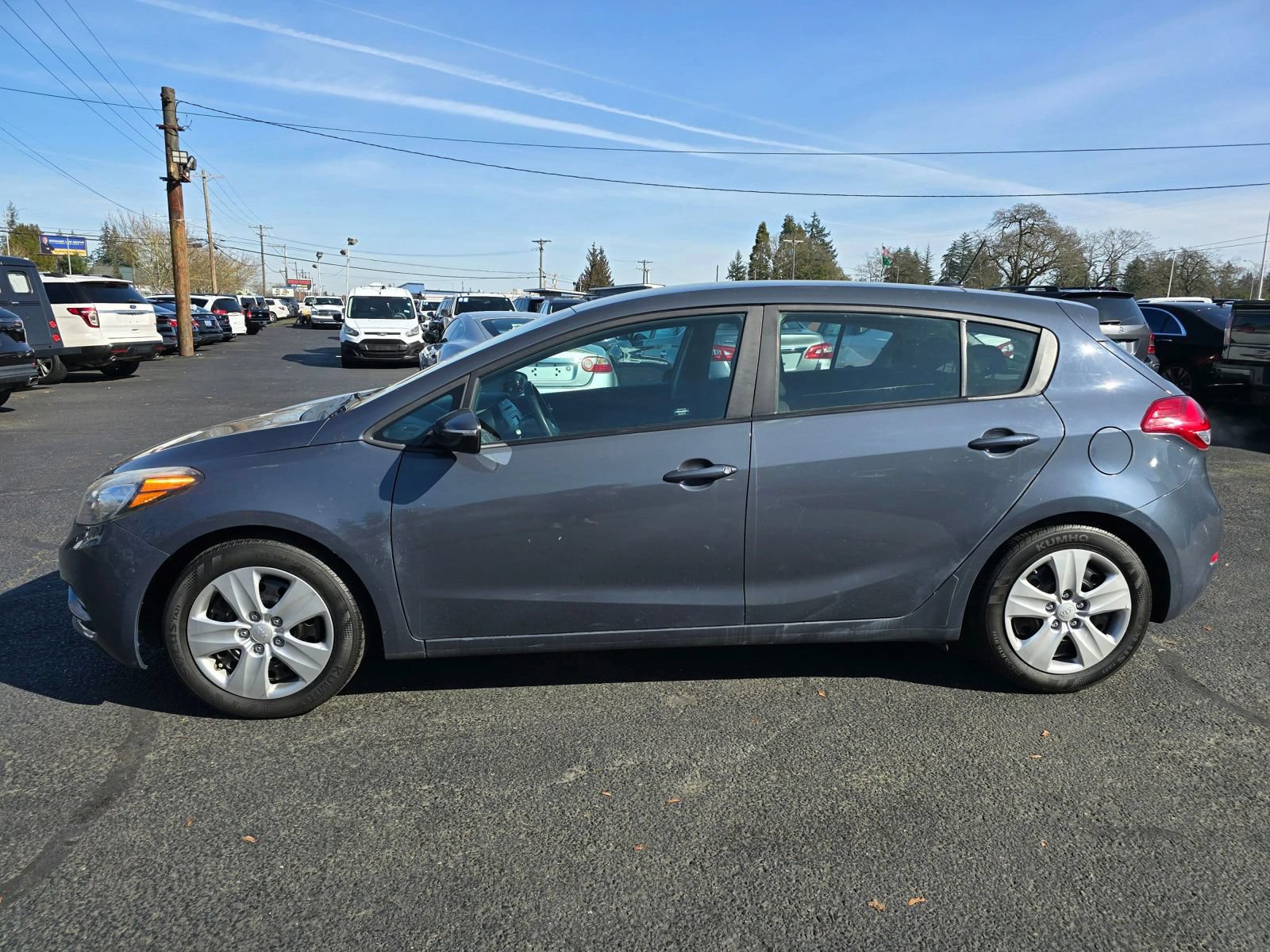 Used 2016 Kia Forte LX FWD image 2