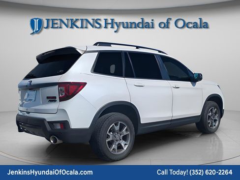 Used 2023 Honda Passport TrailSport image 7