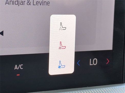 Used 2026 Ford Explorer Platinum w/ LUX Leather Package image 24