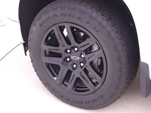Used 2024 Chevrolet Silverado 1500 RST w/ Convenience Package II AWD/4WD image 23