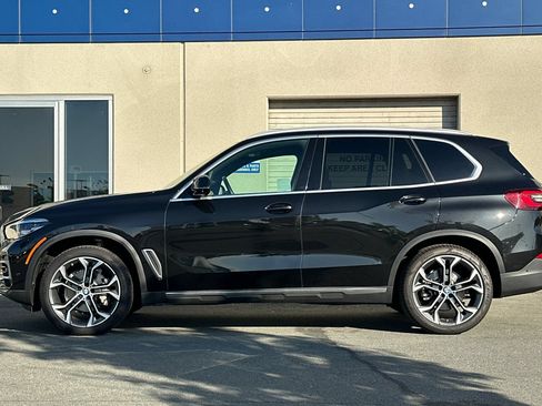 Used 2023 BMW X5 xDrive40i w/ Premium Package AWD/4WD image 7