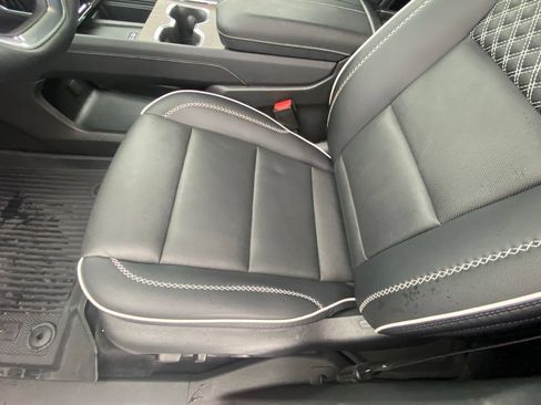 Used 2025 GMC Acadia Denali w/ LPO, Floor Liner Package AWD/4WD image 21