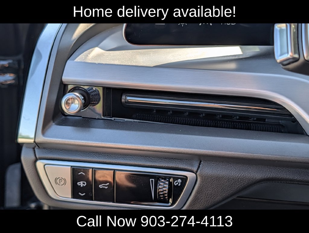 Used 2026 Cadillac Vistiq Platinum AWD/4WD image 25