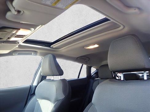 Certified 2024 Subaru Crosstrek 2.0i Premium image 11