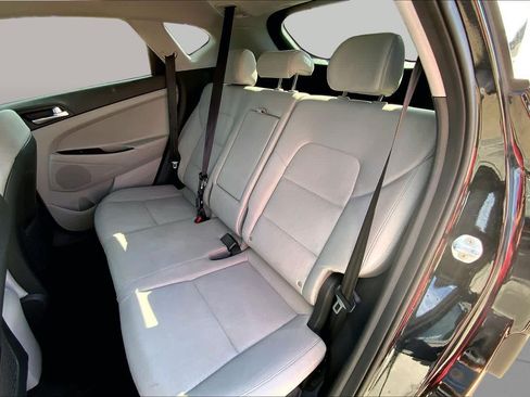 Used 2019 Hyundai Tucson SE FWD image 19