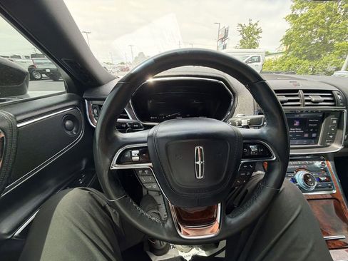 Used 2020 Lincoln Continental Reserve AWD/4WD image 20