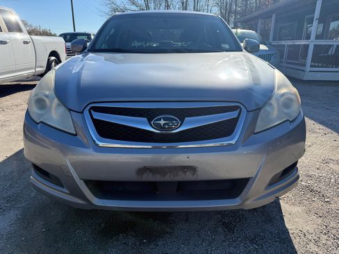 Used 2011 Subaru Legacy 2.5i Limited image 7