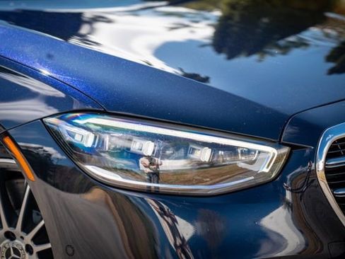 Used 2023 Mercedes-Benz S 500 4MATIC w/ AMG Line image 8