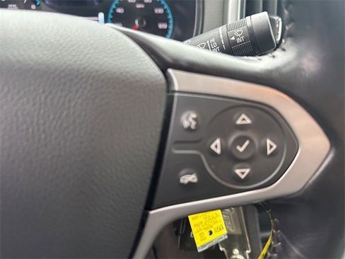 Used 2018 Chevrolet Colorado LT image 13