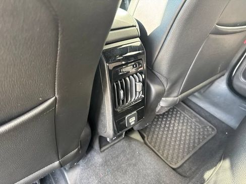 Used 2025 Jeep Compass Trailhawk AWD/4WD image 11