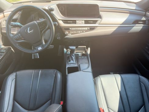 Used 2020 Lexus ES 350 F Sport w/ Accessory Package FWD image 18