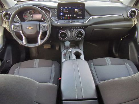 Certified 2023 Chevrolet Blazer LT w/ Convenience Package image 20