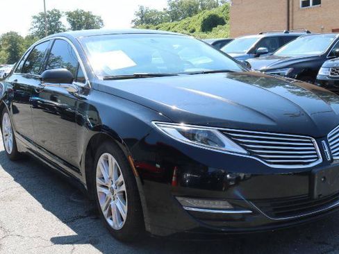 Used 2016 Lincoln MKZ w/ Equipment Group 300A Reserve FWD image 3