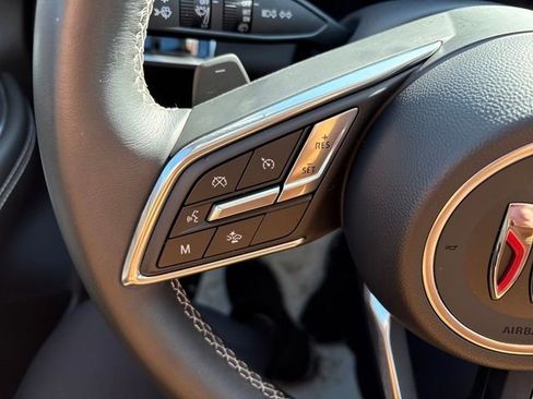 Used 2025 Buick Envision Sport Touring image 20