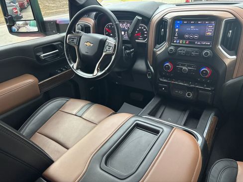 Used 2020 Chevrolet Silverado 2500 High Country w/ Z71 Off-Road Package image 30