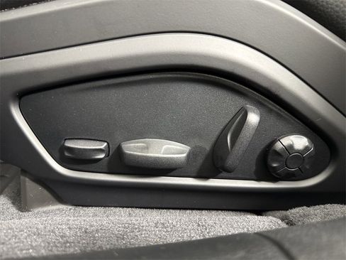 New 2026 Porsche Panamera image 39