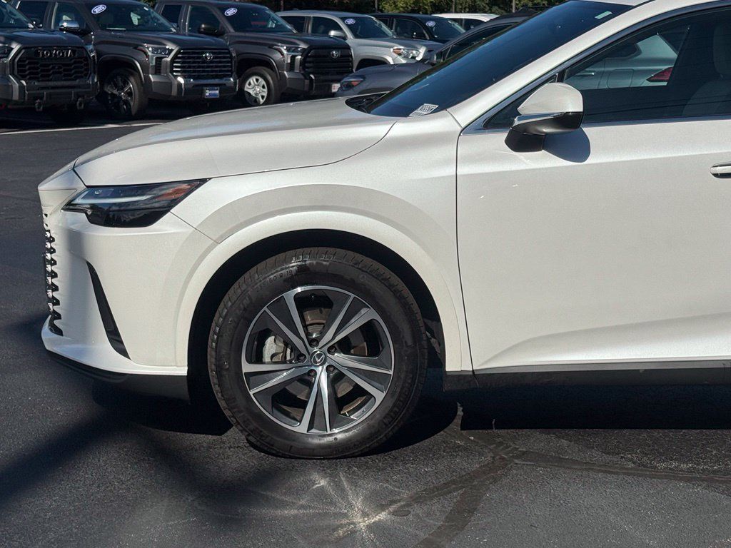 Used 2023 Lexus RX 350 Premium w/ Accessory Package (Z1) AWD/4WD image 3