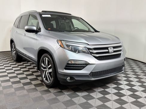 Used 2016 Honda Pilot Elite image 21
