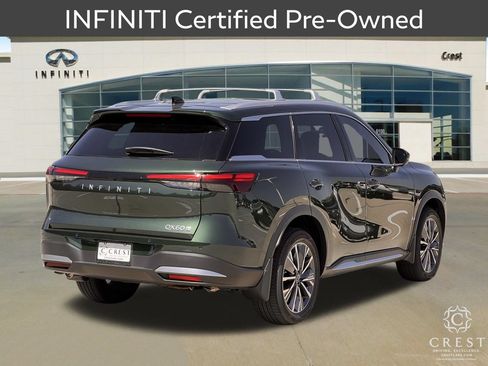 Certified 2026 INFINITI QX60 Luxe w/ Cargo Package AWD/4WD image 3