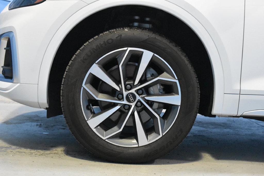 Used 2024 Audi Q5 2.0T Premium Plus AWD/4WD image 26