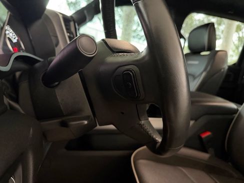 Used 2023 RAM 1500 Laramie RWD image 46