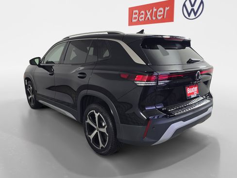 New 2026 Volkswagen Tiguan SE AWD/4WD image 5