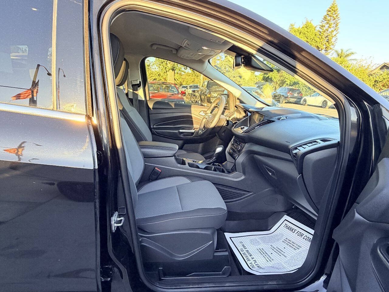 Used 2019 Ford Escape SE FWD image 18
