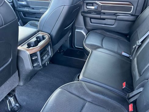 Used 2022 RAM 3500 Laramie image 12