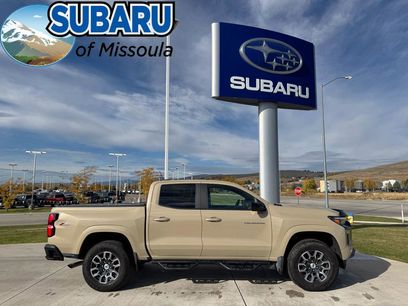 Used 2023 Chevrolet Colorado Z71 w/ Z71 Convenience Package 2