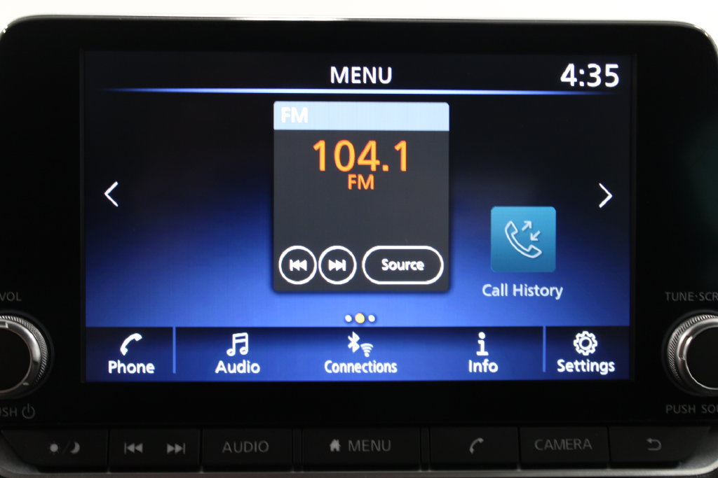 Used 2025 Nissan Sentra SV FWD image 43