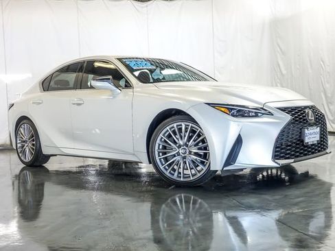 Used 2022 Lexus IS 300 AWD w/ Premium Package image 2