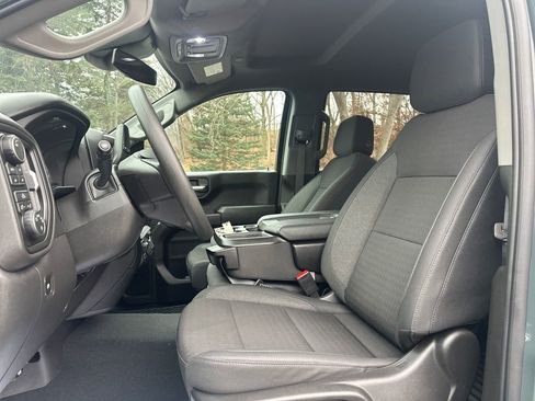 Used 2026 Chevrolet Silverado 1500 Custom Trail Boss image 3