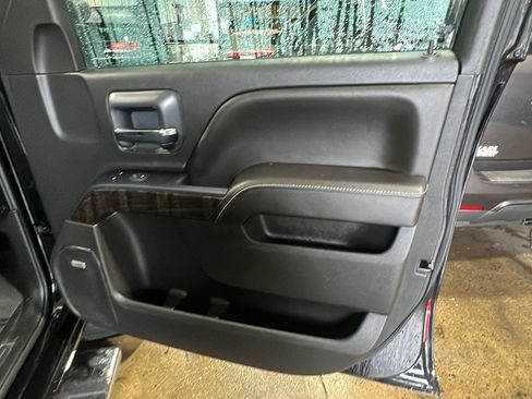 Used 2015 GMC Sierra 2500 Denali w/ Driver Alert Package AWD/4WD image 19