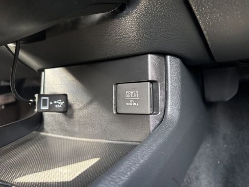 Used 2021 Honda Civic EX image 30