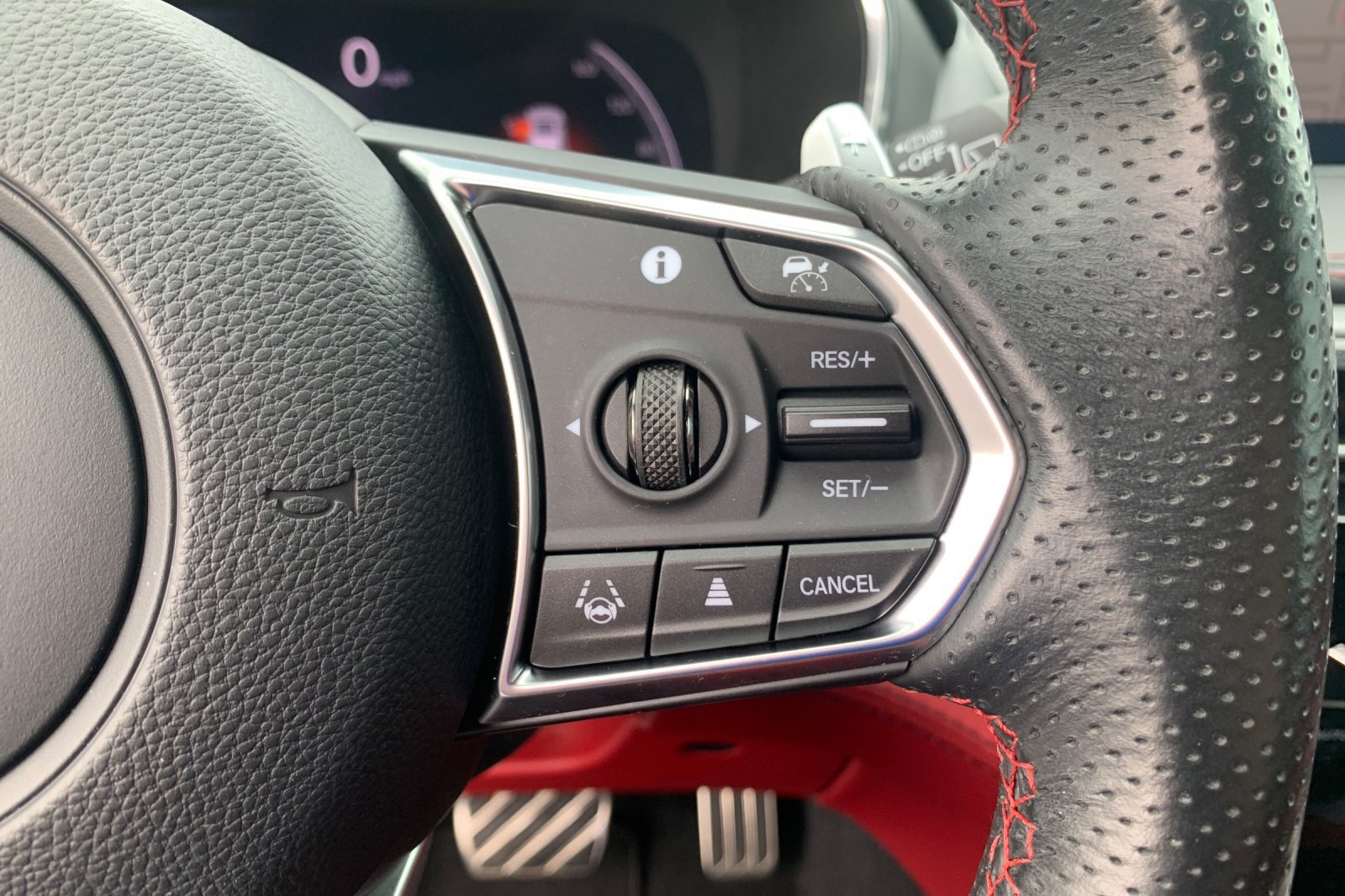 Used 2024 Acura MDX A-Spec AWD/4WD image 32