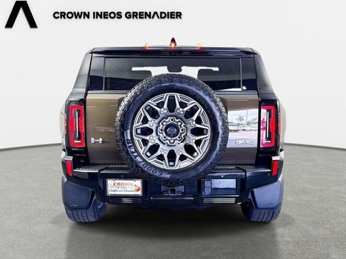 Used 2025 GMC Hummer EV 3X w/ LPO, Cargo Utility Package AWD/4WD image 6
