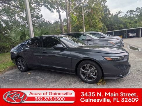 Used 2023 Honda Accord EX image 1