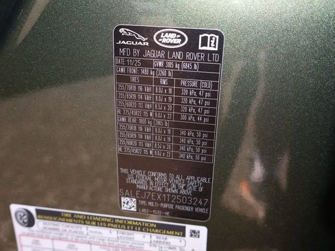 New 2026 Land Rover Defender 110 S image 28