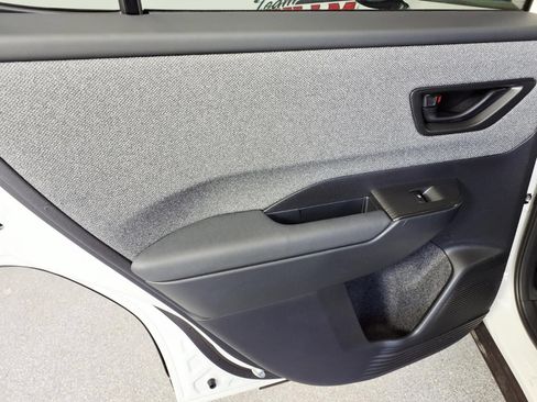Used 2026 Subaru Outback Premium AWD/4WD image 9
