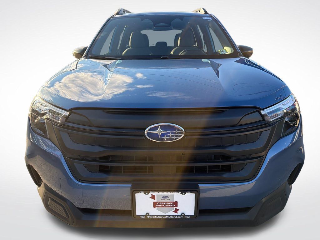 Certified 2025 Subaru Forester AWD/4WD image 7