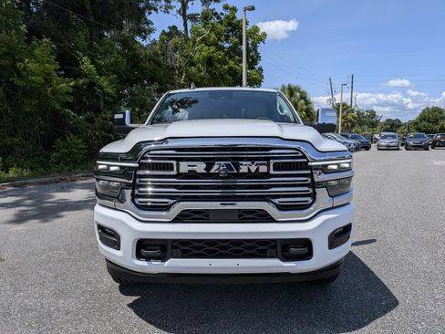 New 2026 RAM 2500 Laramie AWD/4WD image 8