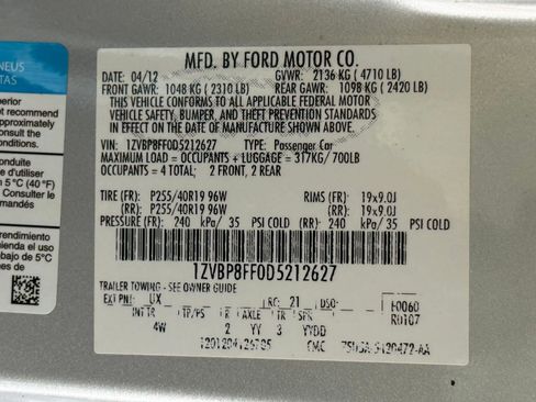 Used 2013 Ford Mustang GT Premium w/ Brembo Brake Pkg RWD image 24